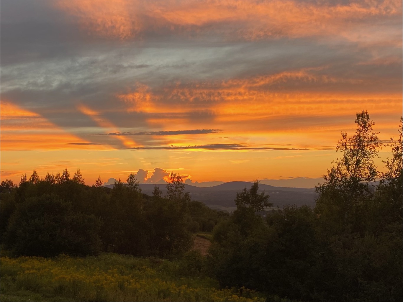Sunset toward Mt. Pinnacle from Roméo