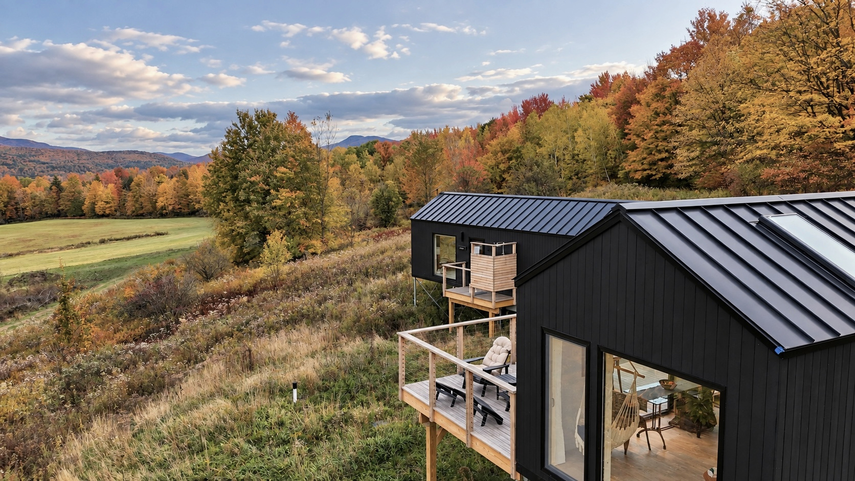 Maisons Alice and Roméo above the autumn Missisquoi River Valley